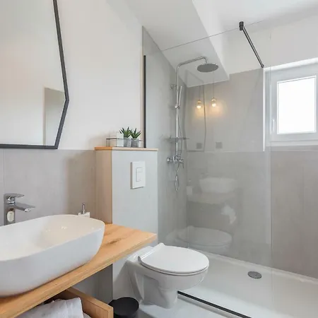 ゲストハウス Hvar View 4*