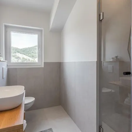 Hvar View ゲストハウス 4*