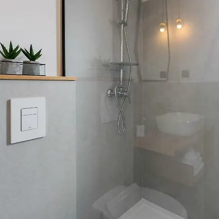 Hvar View フヴァル