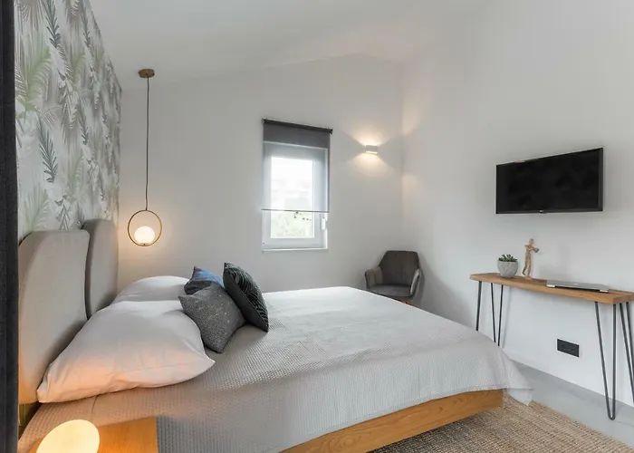 Gasthuis Hvar View 4*